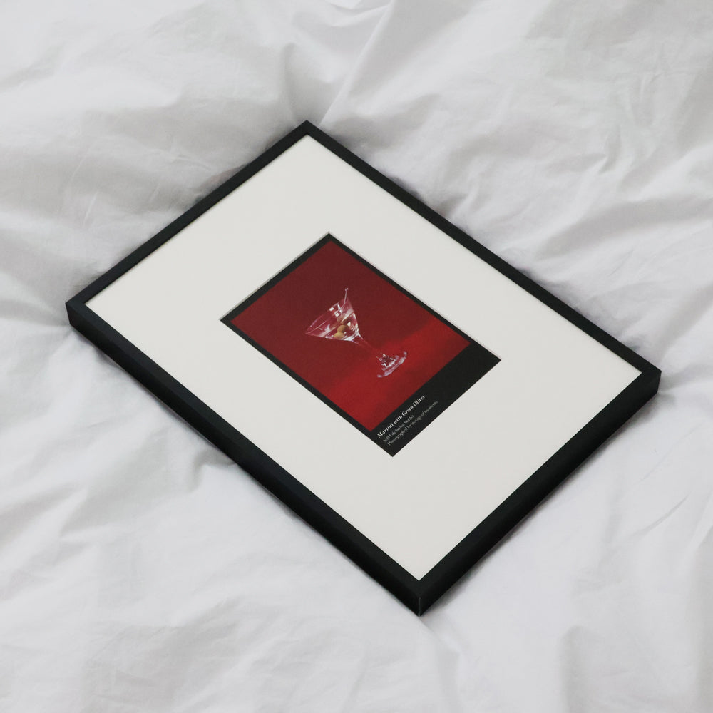 Scarlet Still-life Wide Frame